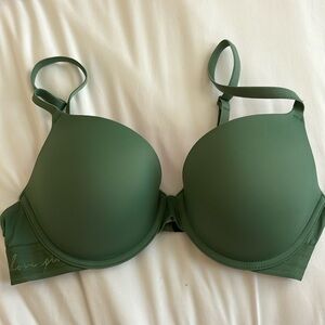 Wear Everywhere Push Up - PINK (Victoria’s Secret)